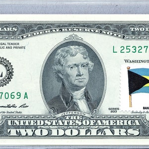 Banconota da 2 dollari *Bandiera delle Bahamas *Carta moneta USA *Banconota della Federal Reserve *Francobolli da due dollari *Banconota valuta *Pietra preziosa non monetaria *Decorazione souvenir aziendale