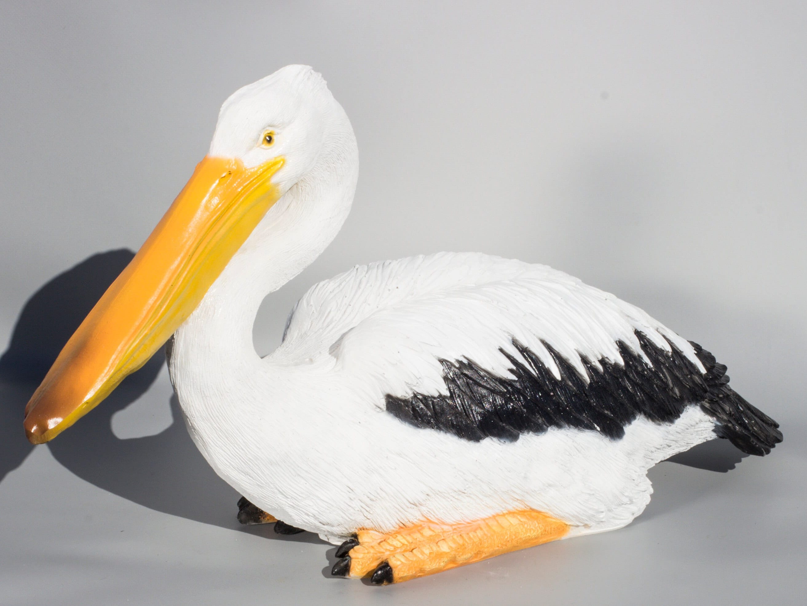 Porcelain Pelican - Etsy Canada