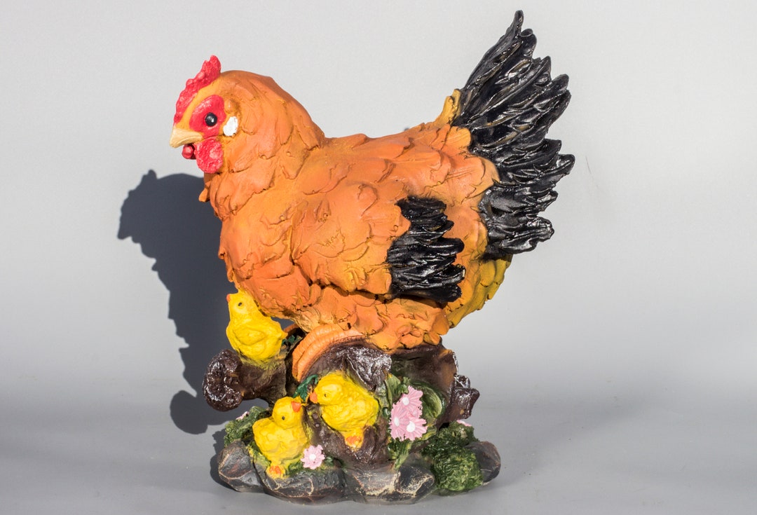 Hen Statue chicken Figurine poultry and Farm Decor outdoor Garden