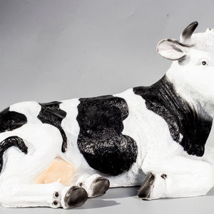 Unusual Urn Farmer Ashes Holder *Adult Human Cremation Memorial *Cow Statue Funeral Keepsake *Burial Remembrance Souvenir Box Large Animal