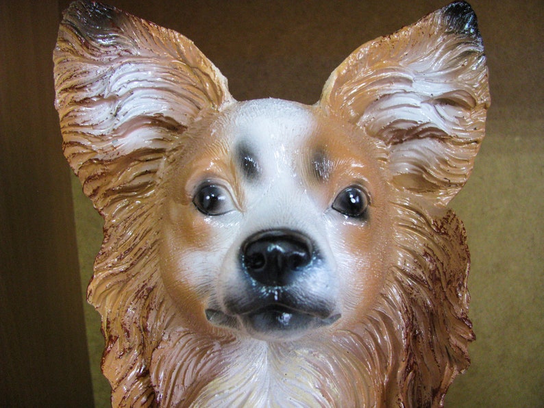 chihuahua lawn statue