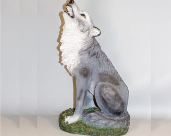 Estatua de lobo aullador * Escultura grande de jardín * Figura de animal salvaje * Depredador * Decoración para patio trasero * Regalo de recuerdo para el césped para adultos