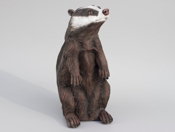 Badger Sculpture *wildlife Animal Figurine *outdoor Garden Badger Sculpture *wildlife Animal Figurine *outdoor Garden