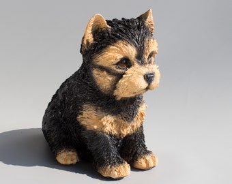 Yorkshire Terrier Figur *Hundeskulptur Denkmal *Realistischer Yorkie *Grabdekoration Haustier *Gartenstatue sitzender Welpe *Beileidsgeschenk Andenken