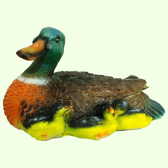 Duckling Brass Ornament For Home or Garden Outdoor Pond Ornamental Duckling