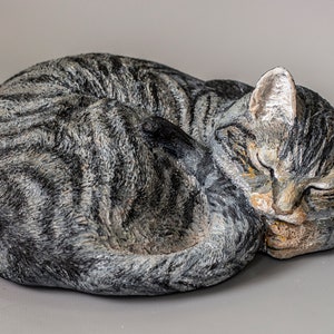 Striped Cat Urn *Pet Memorial Keepsake *Cremation Urn for Ashes *Animal Statue Custom Paint *Grave Decor *Sleeping Cat Figure *Sympathy Gift