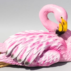 Flamingo Urn Human Ashes *Wildlife Cremation Memorial Statue Bird *Unique Artistic Funeral Tribute *Burial Remembrance Keepsake Home Outdoor