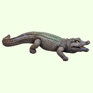 Alligator Sculpture *Crocodile Figurine *African Animal Statue *Reptile Memorial Outdoor *Wildlife Garden Flowerbed Decor Back Yard Keepsake
