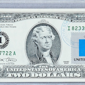 Zwei Dollar Briefmarken *US 2 Dollar Schein *Papiergeld *Gem Unc *Federal Reserve Note *Business Geschenk *Glücksgeld *Guatemala Country Flagge