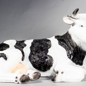 Cow Sculpture Memorial *Farm Animal Statue *Farmhouse Figurine Large *Lawn Garden Decor Beef *Back Yard Outdoor *Livestock Country Flowerbed