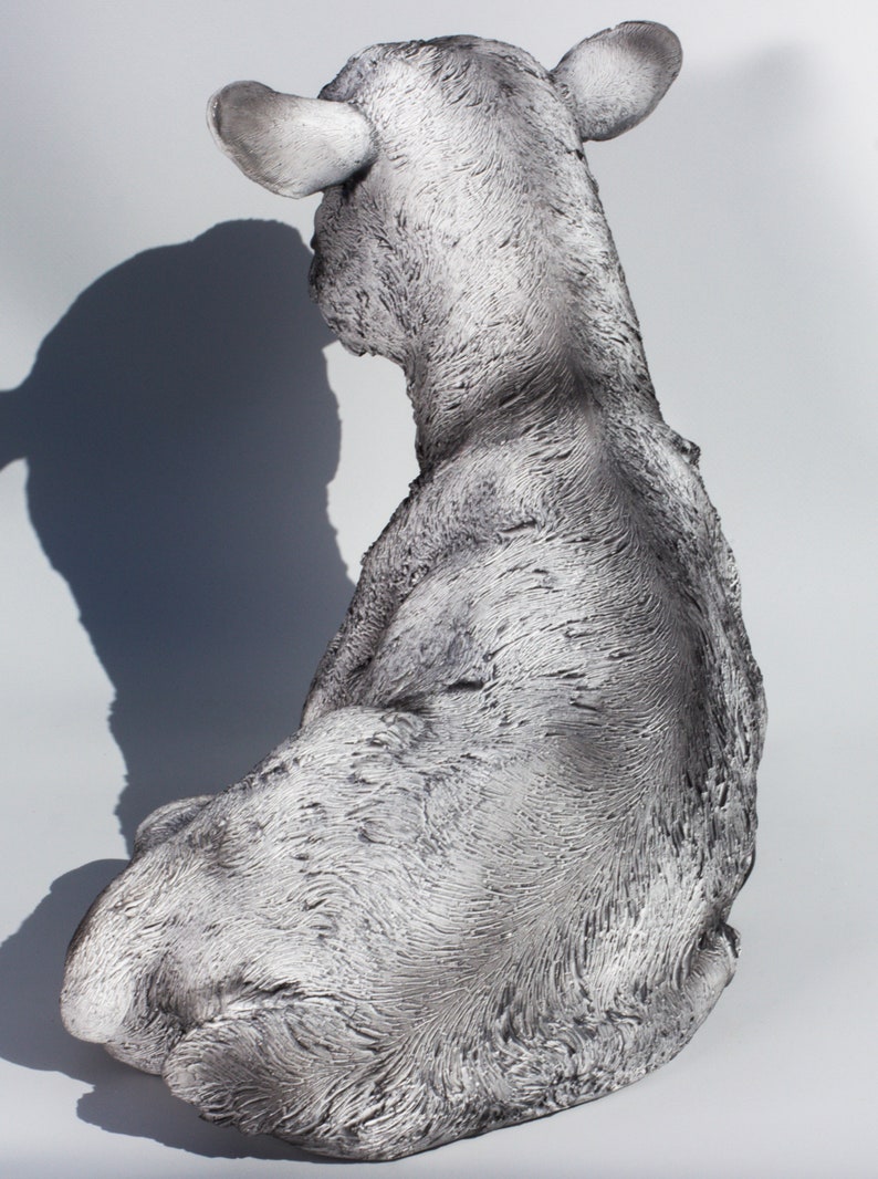 garden sheep statue