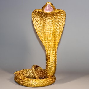 Lucky King Cobra Snake Sculpture *Serpent Statuette *Chinese Zodiac New Year Gift *Home Keepsake Feng Shui Decor *Wild Animal Figurine Viper