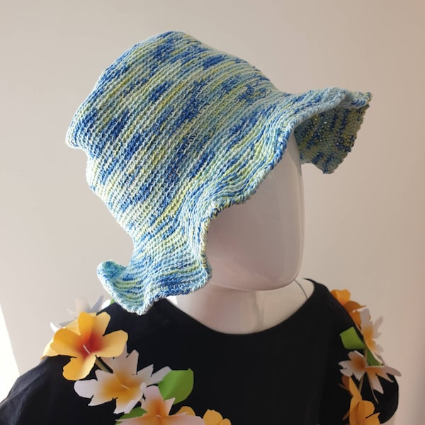 Zomerhoedje, zomerhoed, buckethat, blauw-groen