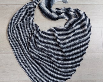Shoulder scarf / scarf / stole / knitted scarf / dragon tail in elegant black-grey-white