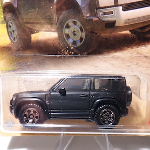 2020 Land Rover Defender 90 Mat Black Scale 1:64 Diecast