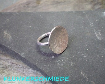 Ring with disc in 925/- sterling silver