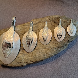 Cutlery jewelry spoon pendant East Frisian pattern forged in 90/- edition