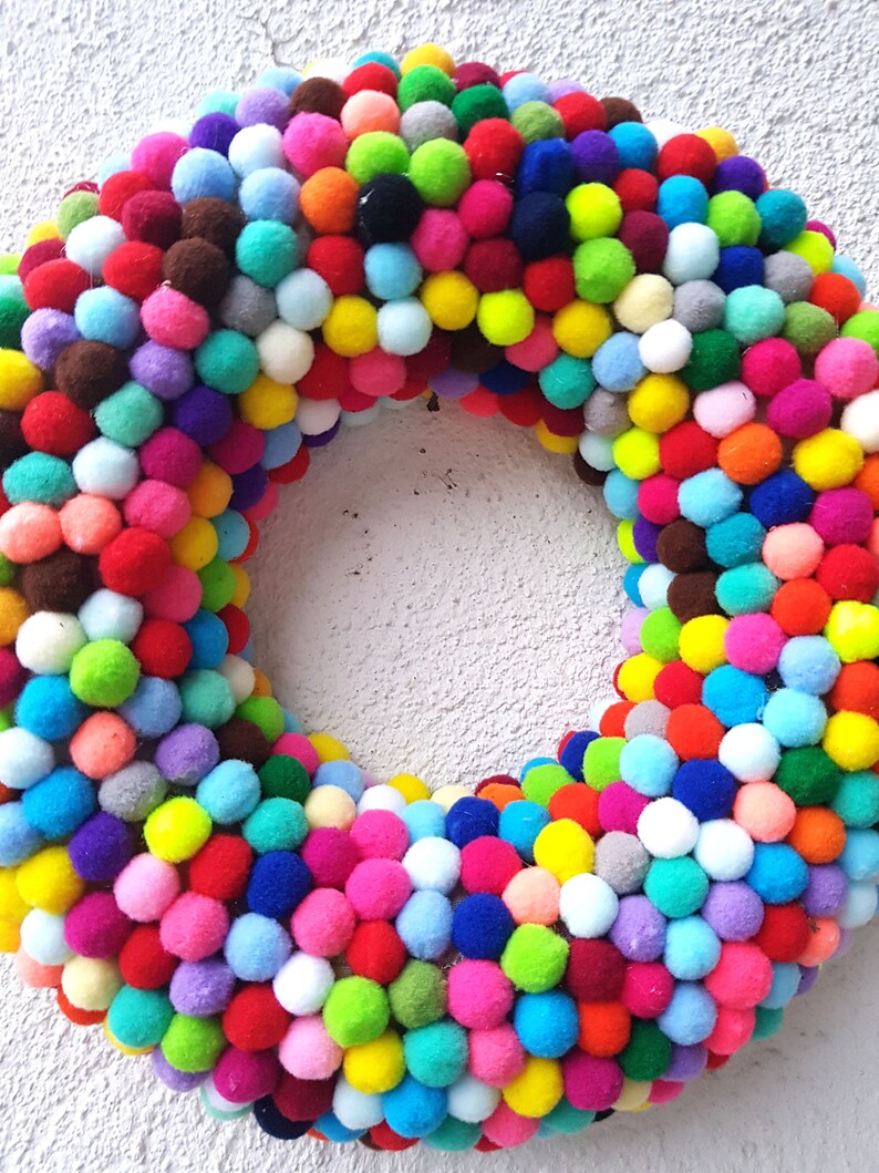 pompom wreath diy pompom wreath diy