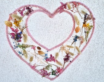 Window decoration made from dried flowers