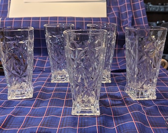 FREE SHIPPING- Set of 5- Tall, Clear Tumbler Glasses with Kaleidoscope/Glacier/Cracked Ice Textured Pattern and Ribbed Foot
