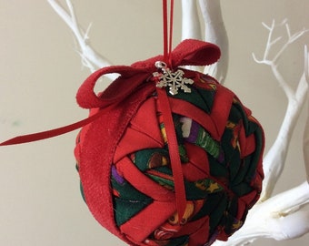 Fabulous Spherical Round Ornament Unique Handmade Christmas Tree Decoration Home Decor Folded Fabric Coffee Table Bauble Red Ribbon Fabulous Spherical Round Ornament Unique Handmade Christmas Tree Decoration Home Decor Folded Fabric Coffee Table Bauble Red Ribbon