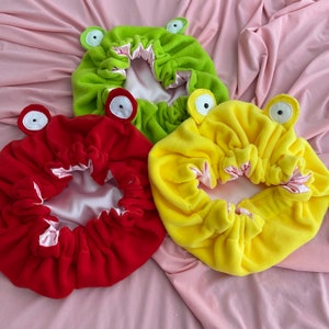 Frog Bonnet | Cute Bonnet | Regular Size Bonnet | Soft Fleece Bonnet | Froggy Bonnet | Kawaii Bonnet| Plush Hair Bonnet