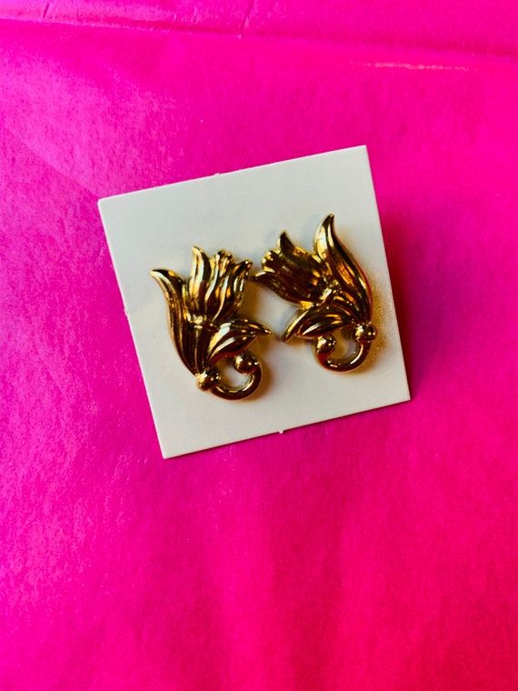 Vintage Avon Tulip Earrings, Art Deco Shiny Golde… - image 3