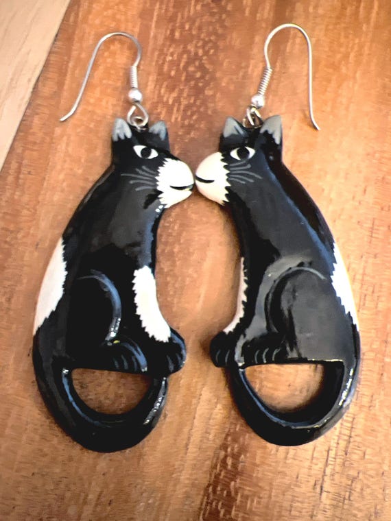 Vintage Hand Painted Wood Cat Dangle Earrings, Novelty Kitsch Feline Jewelry