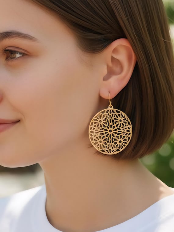 Vintage Y2K Ornate Golden Daisy  Dangles, Millennial Glamour Jewelry Statement Earrings