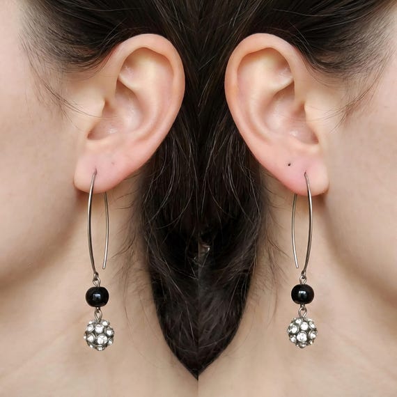 Y2K Shiny Dangles, Millennial Glamour Jewelry, Vintage Earrings