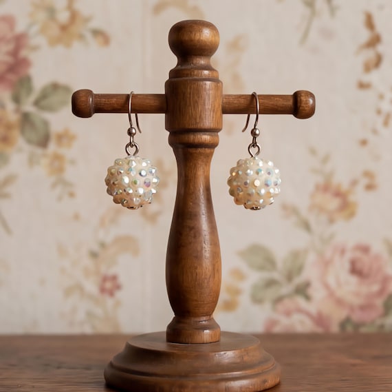 Y2K Shiny Dangles, Millennial Glamour Jewelry, Vintage Earrings