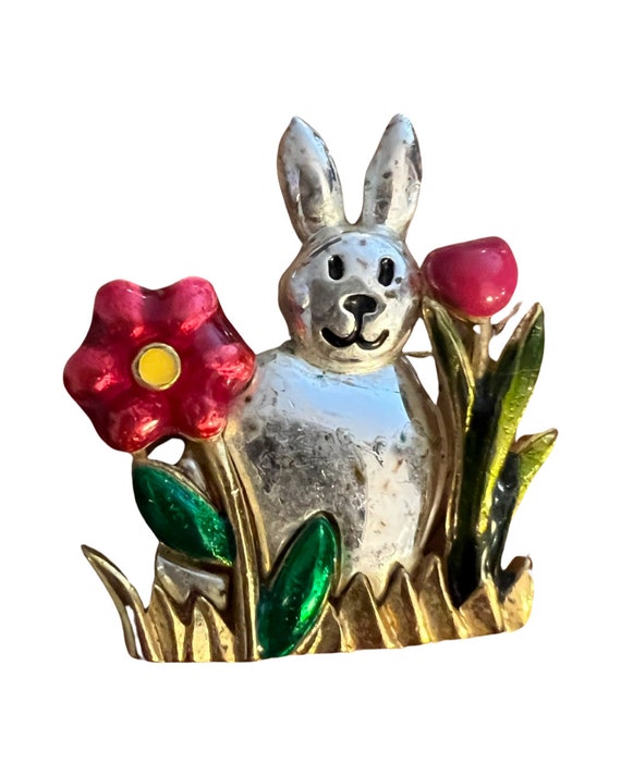 Vintage  Bunny Rabbit Pin sitting in  Country Cottage flowers enamel tulip and daisy