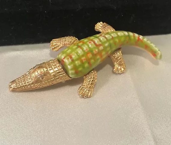 Vintage Alligator Pin, Green Enamel & Goldtone Figural Crocodile Brooch, reptile Lapel Pin, Swamp Critter Gator Pin with Articulated Mouth