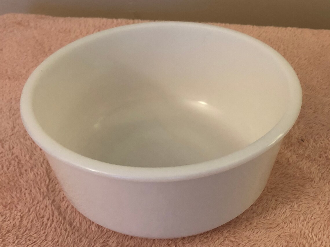 Vintage White Glass Mixing Bowls 3 Varying Sizes Etsy India