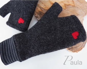 Hand warmers wool walk with heart appliqué for adults