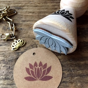 Stempel großer Lotus Yogastempel Lotusblume Yoga spirituelles Geschenk für Yogalehrer