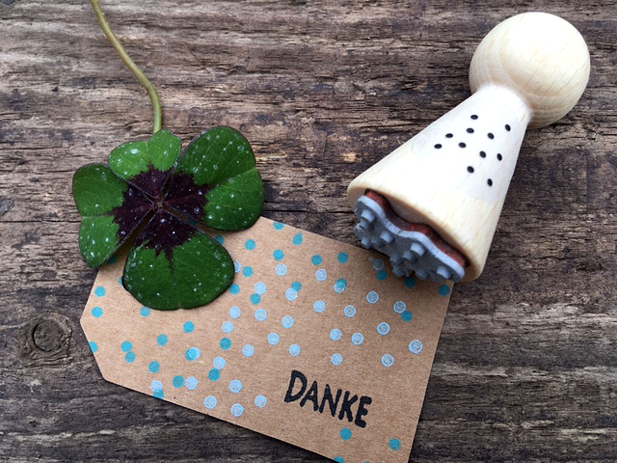700 Stück Konfetti Schneeflocken - 3x3 Cm - Deko Für Weihnachten, Hochzeit & Feste