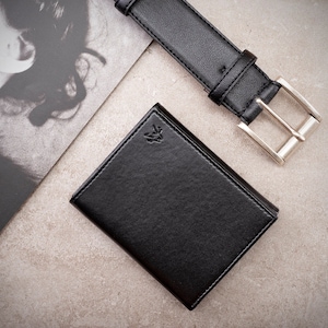 Cartera triple vegana de lujo en color negro, cartera triple RFID con forro reciclado, regalo personalizado de cumpleaños, Navidad y aniversario para él