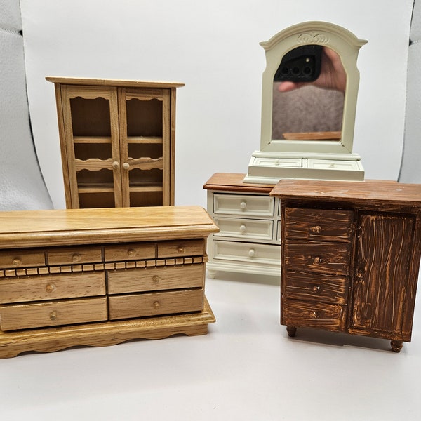 Dollhouse Dresser, 1:12 scale Miniature dresser,cabinet, furniture