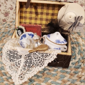 Miniature trunk,Victoran lady&#39;s trunk,unique memory case,one of a kind dollhouse trunk, 1/12 scale
