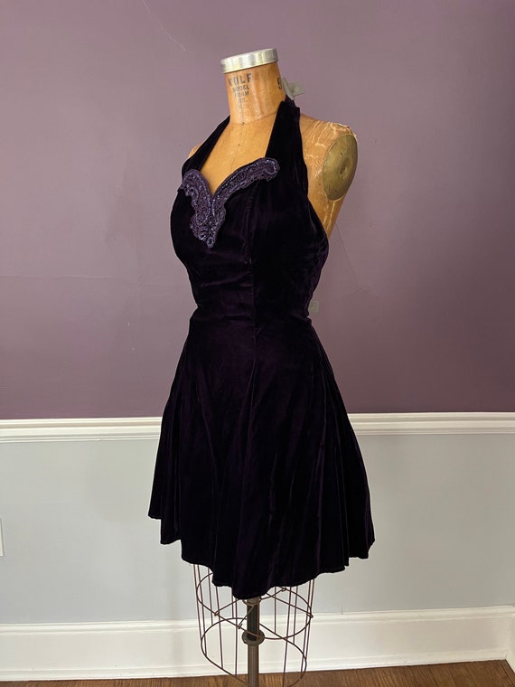 80s 90s Velvet Halter Cocktail Dress with Sequins… - image 4