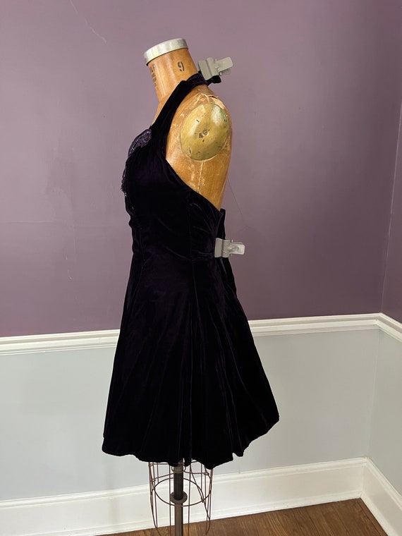 80s 90s Velvet Halter Cocktail Dress with Sequins… - image 6