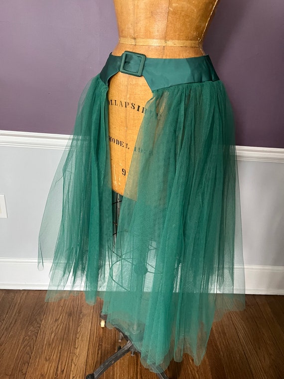 Chic 60s Tulle Belted Skirt in Emerld Green - image 4