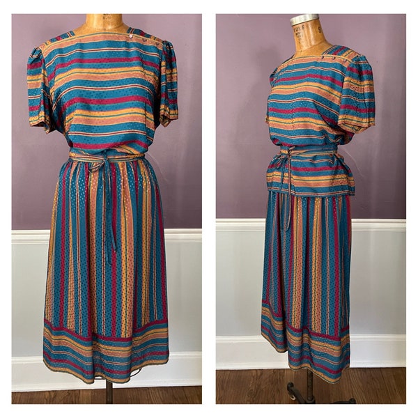 80s 2pc Rich Jacquard Stripe Blouse and Skirt Outfit Set with Belt, Stripe Border Print