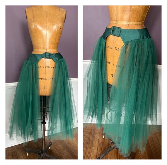 Chic 60s Tulle Belted Skirt in Emerld Green - image 1