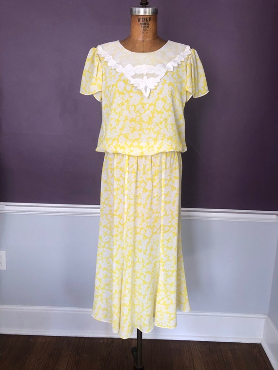DeLovely 80s does 30s Tulip Sleeve Ditsy Floral … - image 2