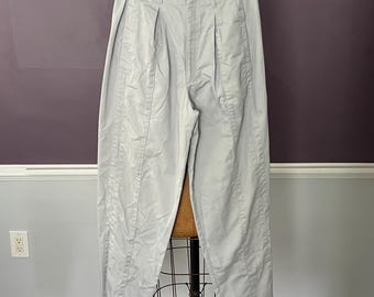 80er Jahre schmale Taille, plissierte Barrel, konisches Bein graue Hose