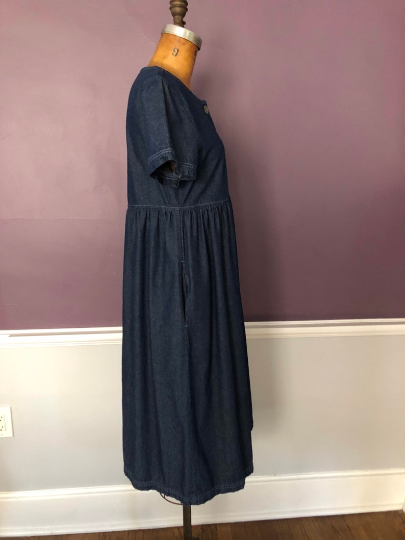 Simple 80s 90s Button Front Oversized Denim Dress with Pockets