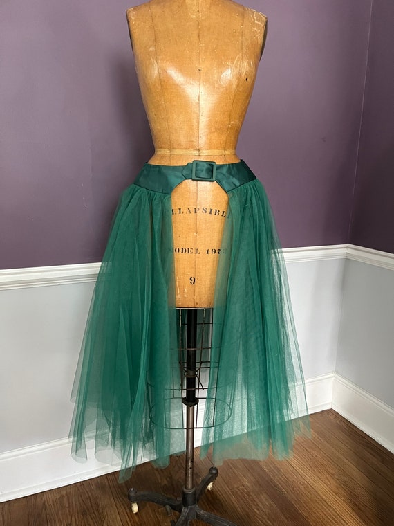 Chic 60s Tulle Belted Skirt in Emerld Green - image 2