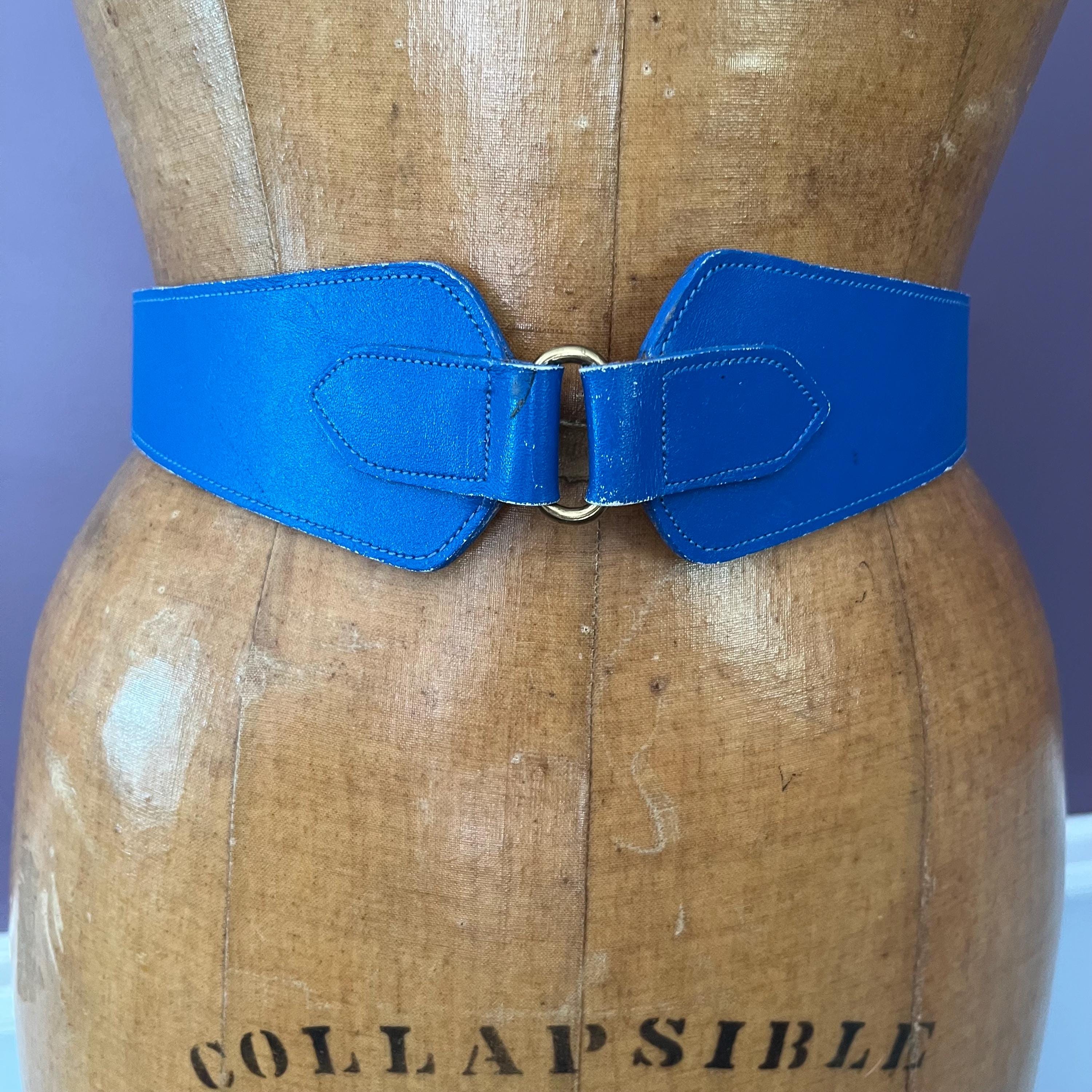Vintage 1970\'s Modernist Silver bamboo Navy Blue Paten Leather Corset Wide Belt 1970s Vintage Navajo Sandcast Sterling Silver and Leather  main image 3